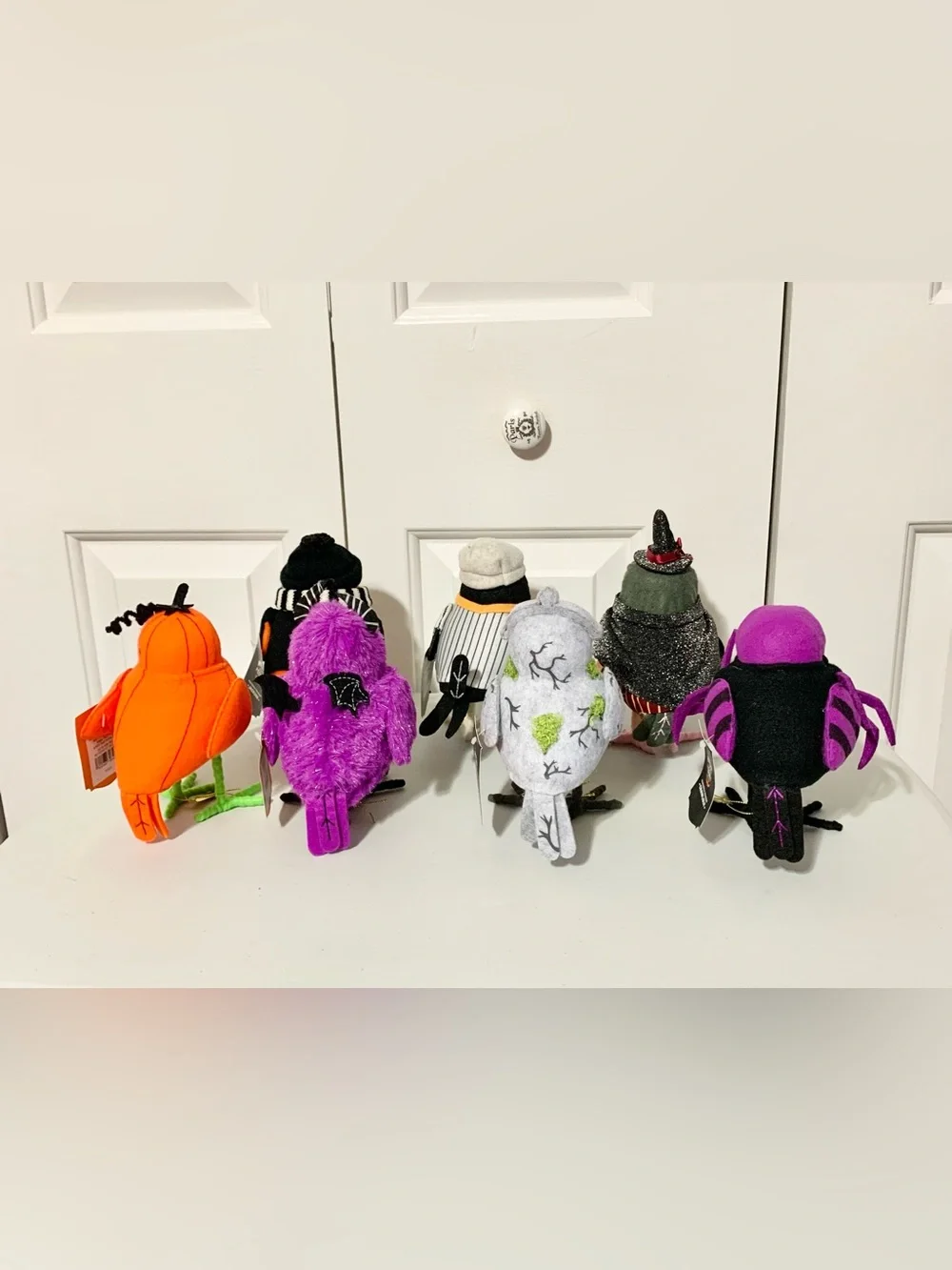 Featherly Friends Halloween Hyde & Eek 2026 7 Birds NEW